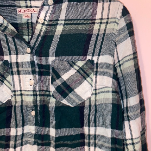 SOLD🌟 merona green flannel top - Picture 2 of 2